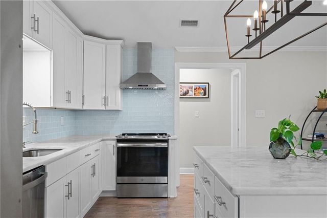 403 Church Avenue, Daphne, AL 36526