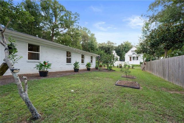 403 Church Avenue, Daphne, AL 36526