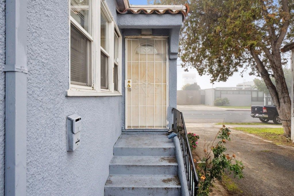 Image 12 of property listing at 310 W 10th St, Antioch, CA 94509