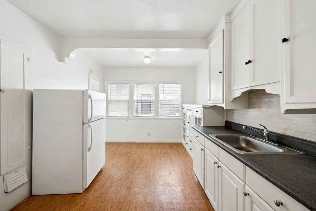 Image 22 of property listing at 310 W 10th St, Antioch, CA 94509