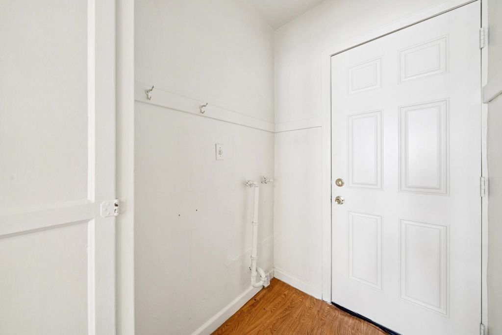 Image 29 of property listing at 310 W 10th St, Antioch, CA 94509