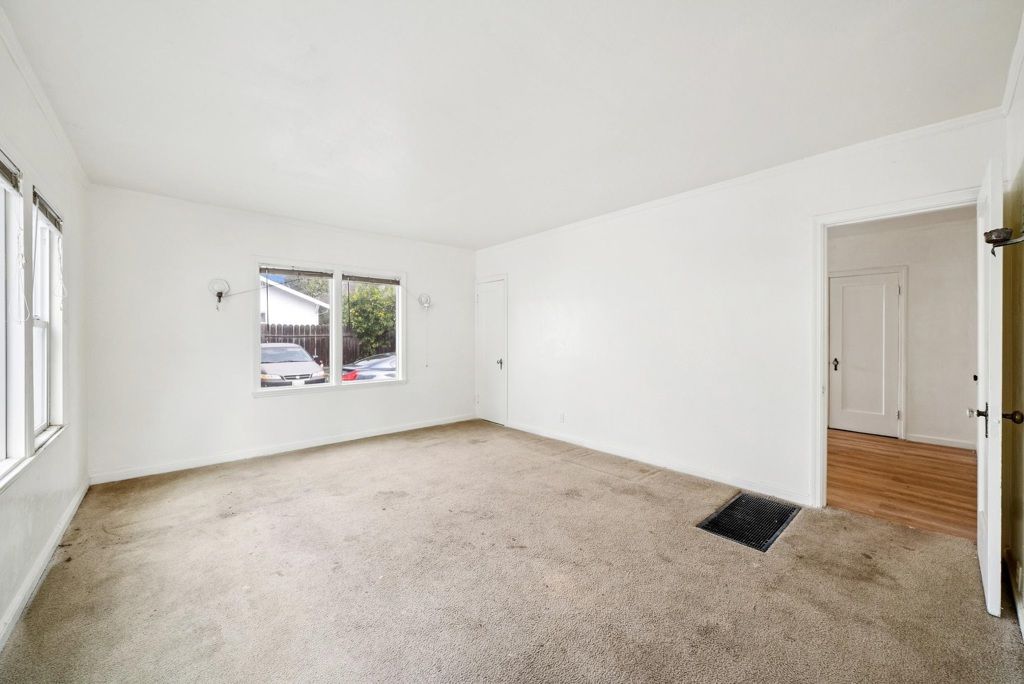 Image 34 of property listing at 310 W 10th St, Antioch, CA 94509