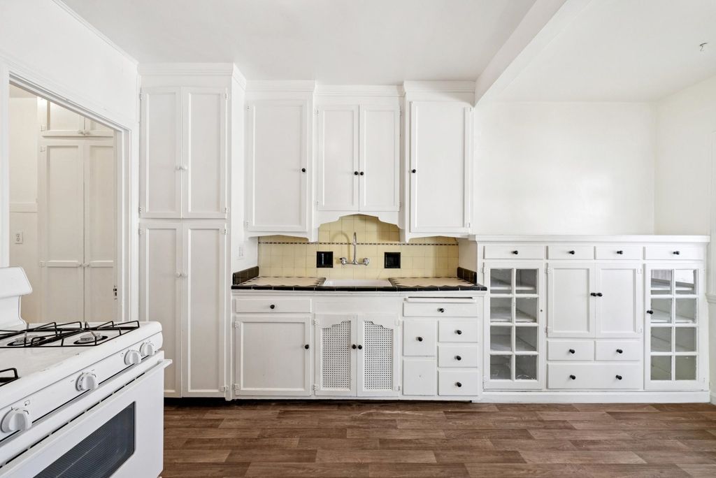 Image 42 of property listing at 310 W 10th St, Antioch, CA 94509