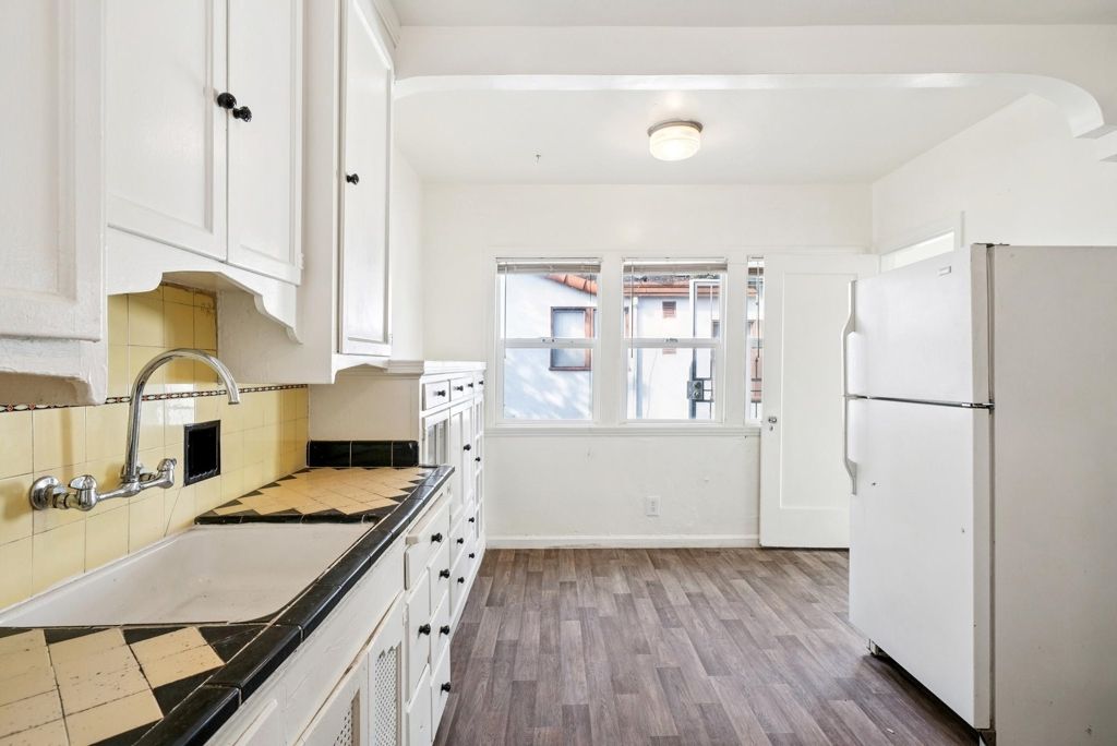 Image 44 of property listing at 310 W 10th St, Antioch, CA 94509