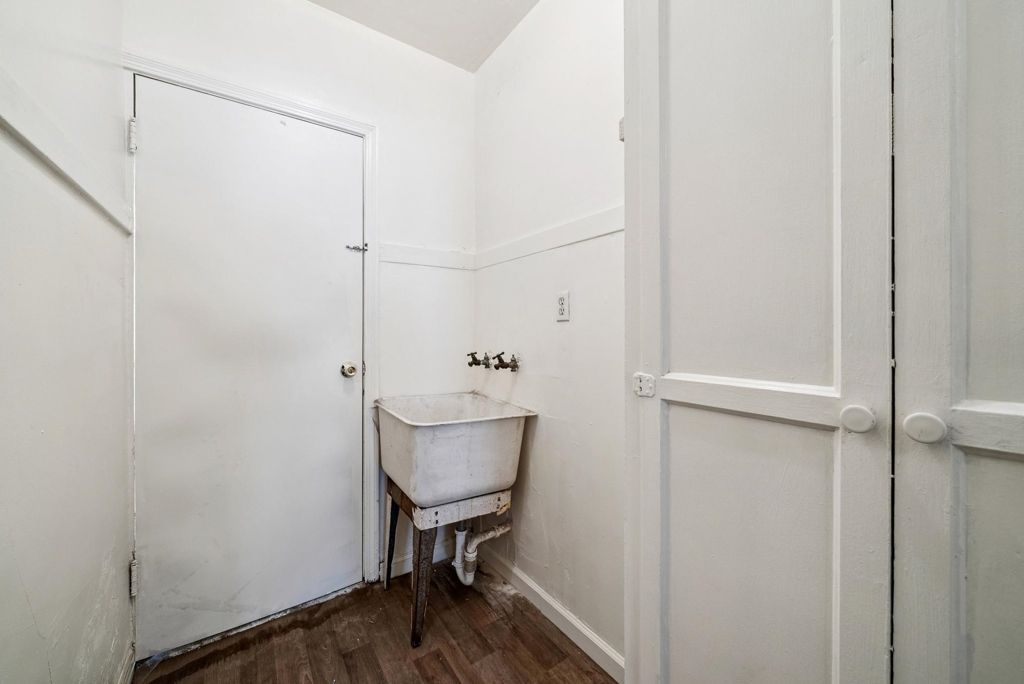 Image 52 of property listing at 310 W 10th St, Antioch, CA 94509