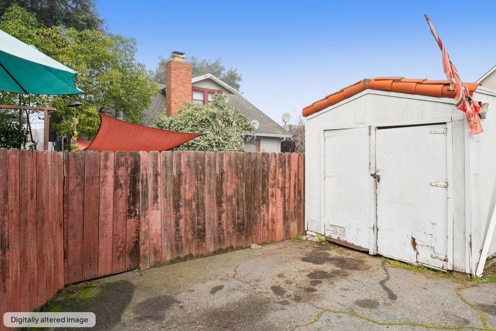 Image 7 of property listing at 310 W 10th St, Antioch, CA 94509