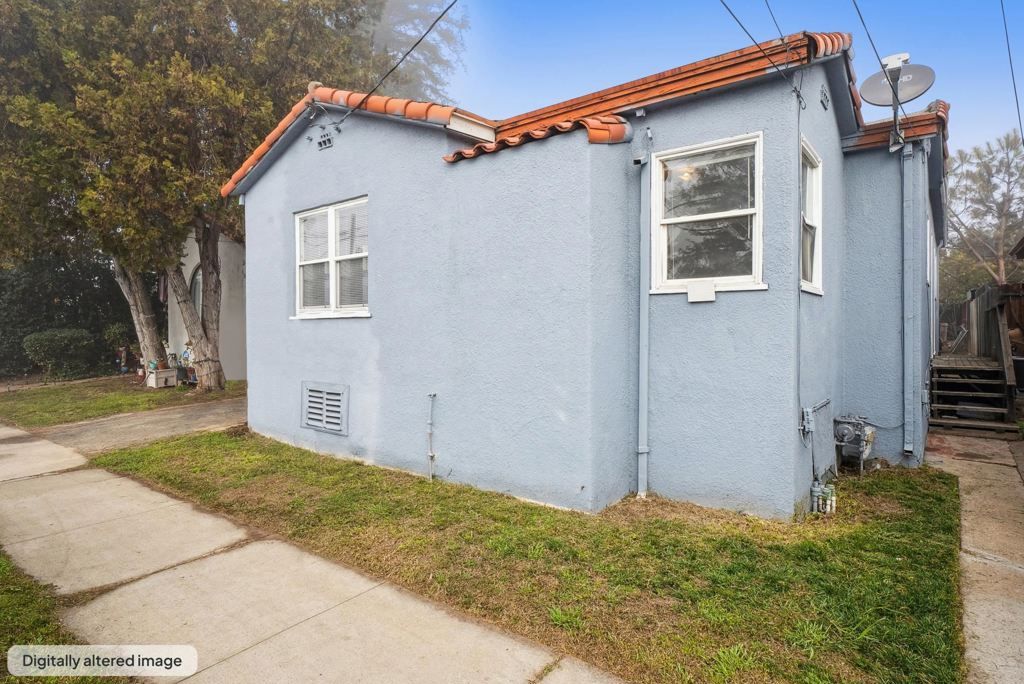 Image 8 of property listing at 310 W 10th St, Antioch, CA 94509