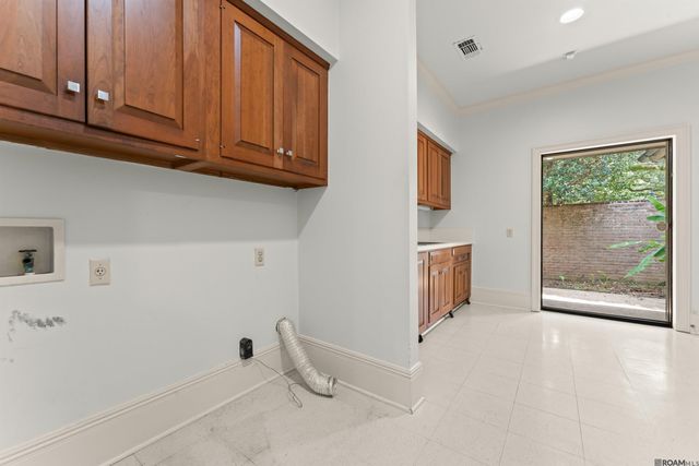 14 Stones Throw, Baton Rouge, LA 70809