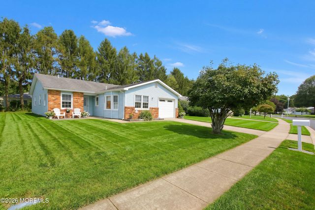 150 Lions Head Boulevard S, Brick, NJ 08723