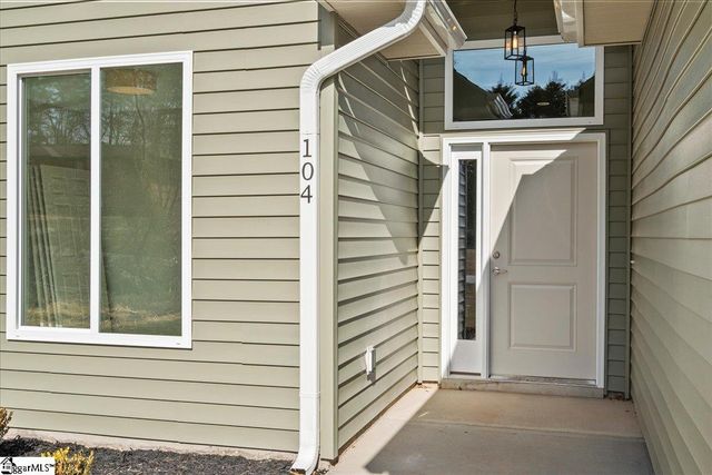 104 Wood Road, Taylors, SC 29687