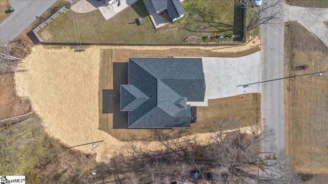 104 Wood Road, Taylors, SC 29687