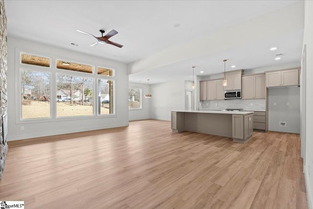 104 Wood Road, Taylors, SC 29687