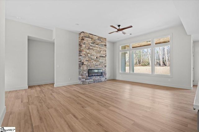 104 Wood Road, Taylors, SC 29687