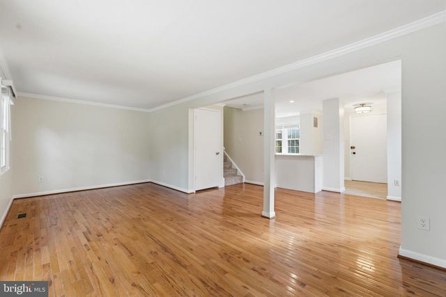 3158 ELLENWOOD DR, Fairfax, VA 22031