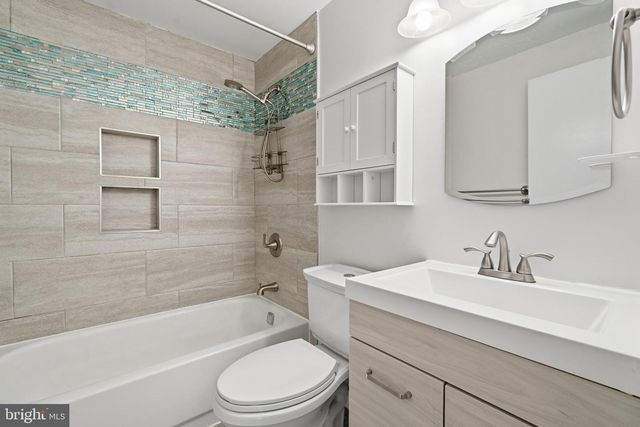 3158 ELLENWOOD DR, Fairfax, VA 22031