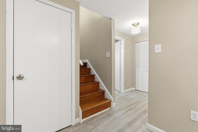 3158 ELLENWOOD DR, Fairfax, VA 22031