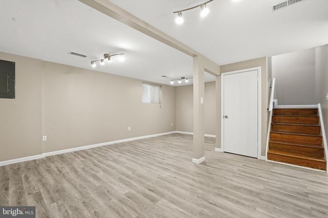 3158 ELLENWOOD DR, Fairfax, VA 22031