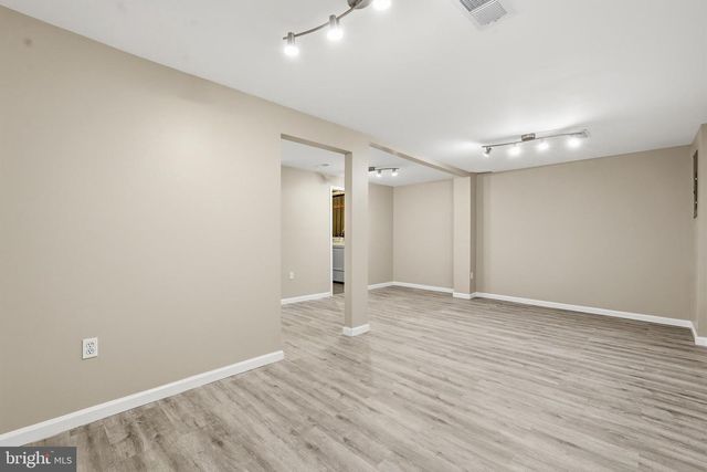 3158 ELLENWOOD DR, Fairfax, VA 22031