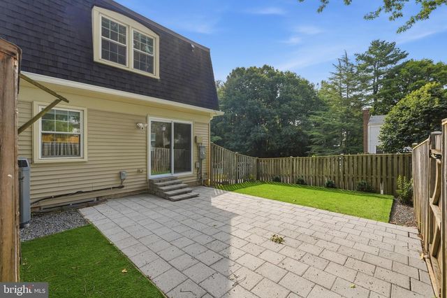3158 ELLENWOOD DR, Fairfax, VA 22031