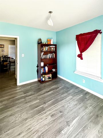 2930 Alabama Avenue, Dallas, TX 75216