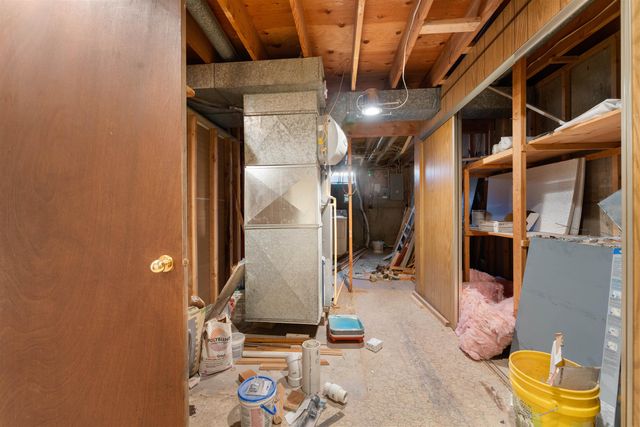 1108 18th Ave SW, Minot, ND 58701