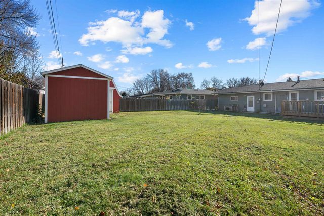 1108 18th Ave SW, Minot, ND 58701