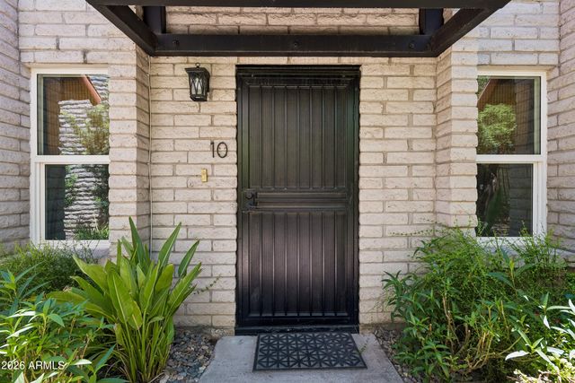 3711 E MONTEROSA Street 10, Phoenix, AZ 85018