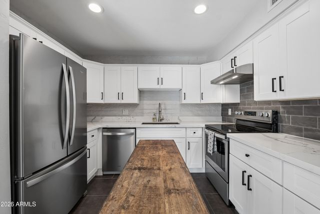 3711 E MONTEROSA Street 10, Phoenix, AZ 85018