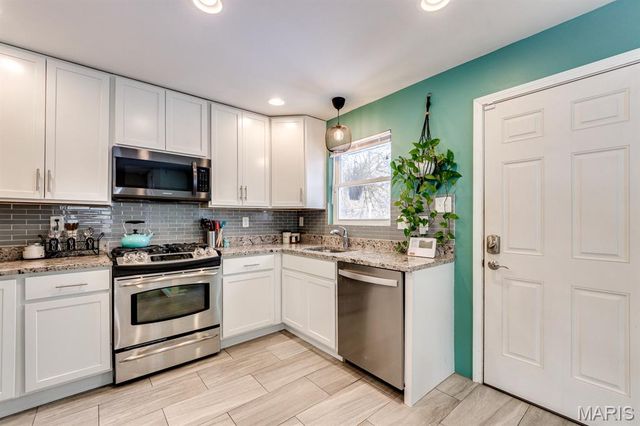 203 Almentor Avenue, St Louis, MO 63119