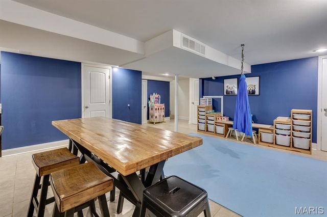 203 Almentor Avenue, St Louis, MO 63119