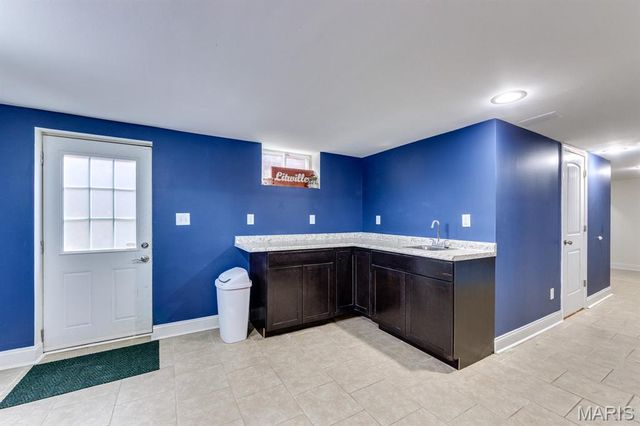 203 Almentor Avenue, St Louis, MO 63119