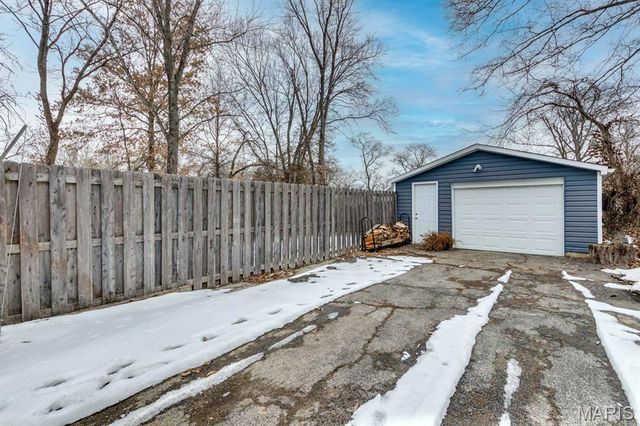 203 Almentor Avenue, St Louis, MO 63119