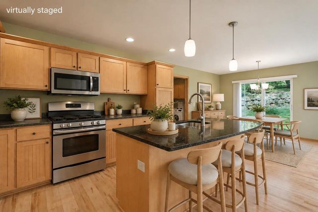 7160 Calla Pass, Middleton, WI 53562