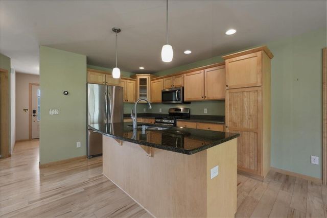 7160 Calla Pass, Middleton, WI 53562