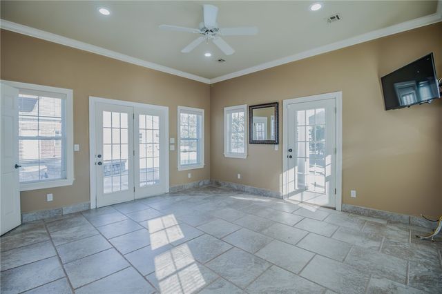 1 S Beau Chene Lane, Rogers, AR 72758