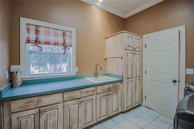 1 S Beau Chene Lane, Rogers, AR 72758