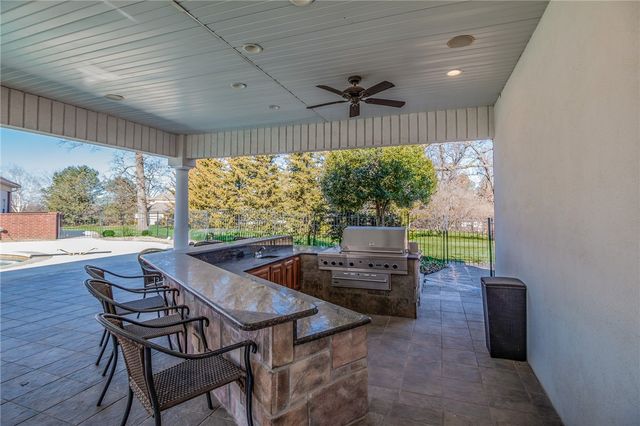 1 S Beau Chene Lane, Rogers, AR 72758