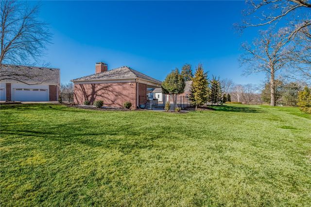 1 S Beau Chene Lane, Rogers, AR 72758