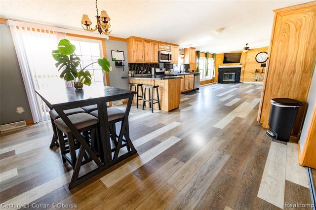 13045 Strong Boulevard, South Rockwood, MI 48179