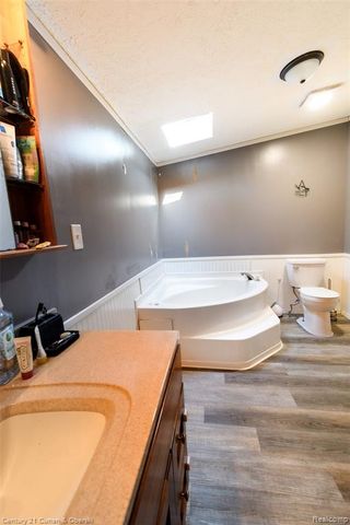 13045 Strong Boulevard, South Rockwood, MI 48179