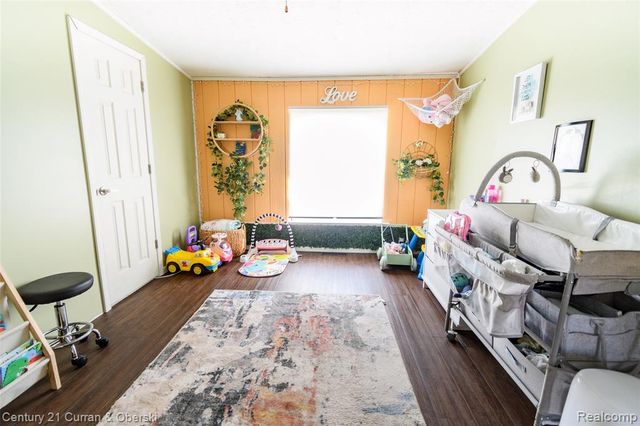 13045 Strong Boulevard, South Rockwood, MI 48179