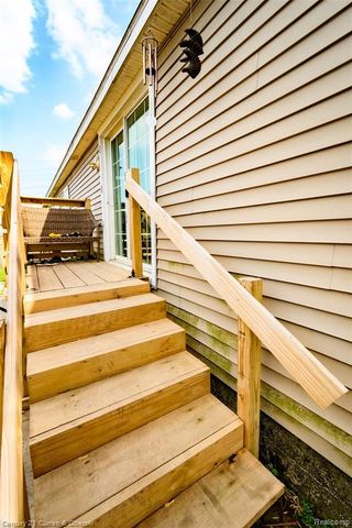 13045 Strong Boulevard, South Rockwood, MI 48179
