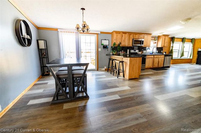 13045 Strong Boulevard, South Rockwood, MI 48179