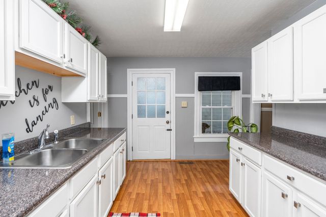 207 RESERVOIR ST, Staunton, VA 24401