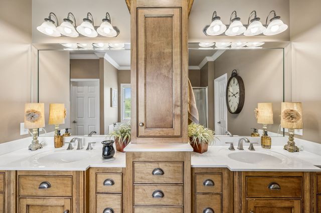 2575 Mount Vernon Rd, Chapel Hill, TN 37034