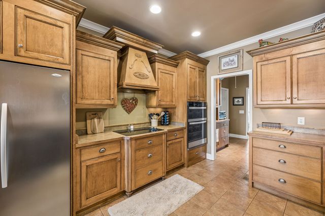 2575 Mount Vernon Rd, Chapel Hill, TN 37034