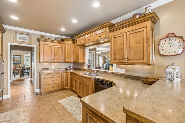2575 Mount Vernon Rd, Chapel Hill, TN 37034