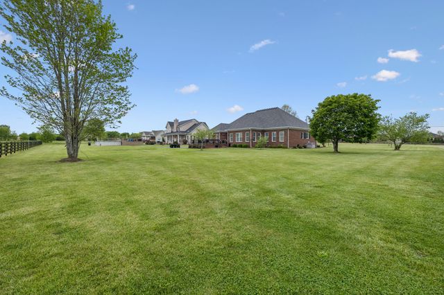 2575 Mount Vernon Rd, Chapel Hill, TN 37034