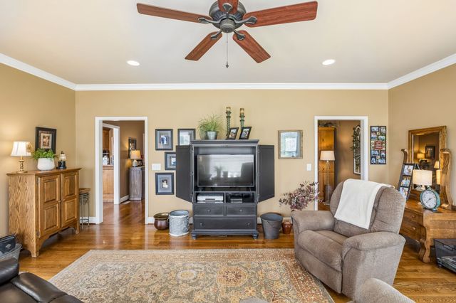 2575 Mount Vernon Rd, Chapel Hill, TN 37034