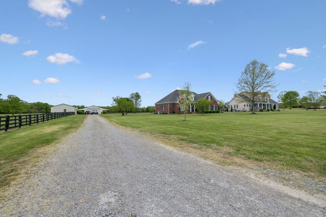 2575 Mount Vernon Rd, Chapel Hill, TN 37034